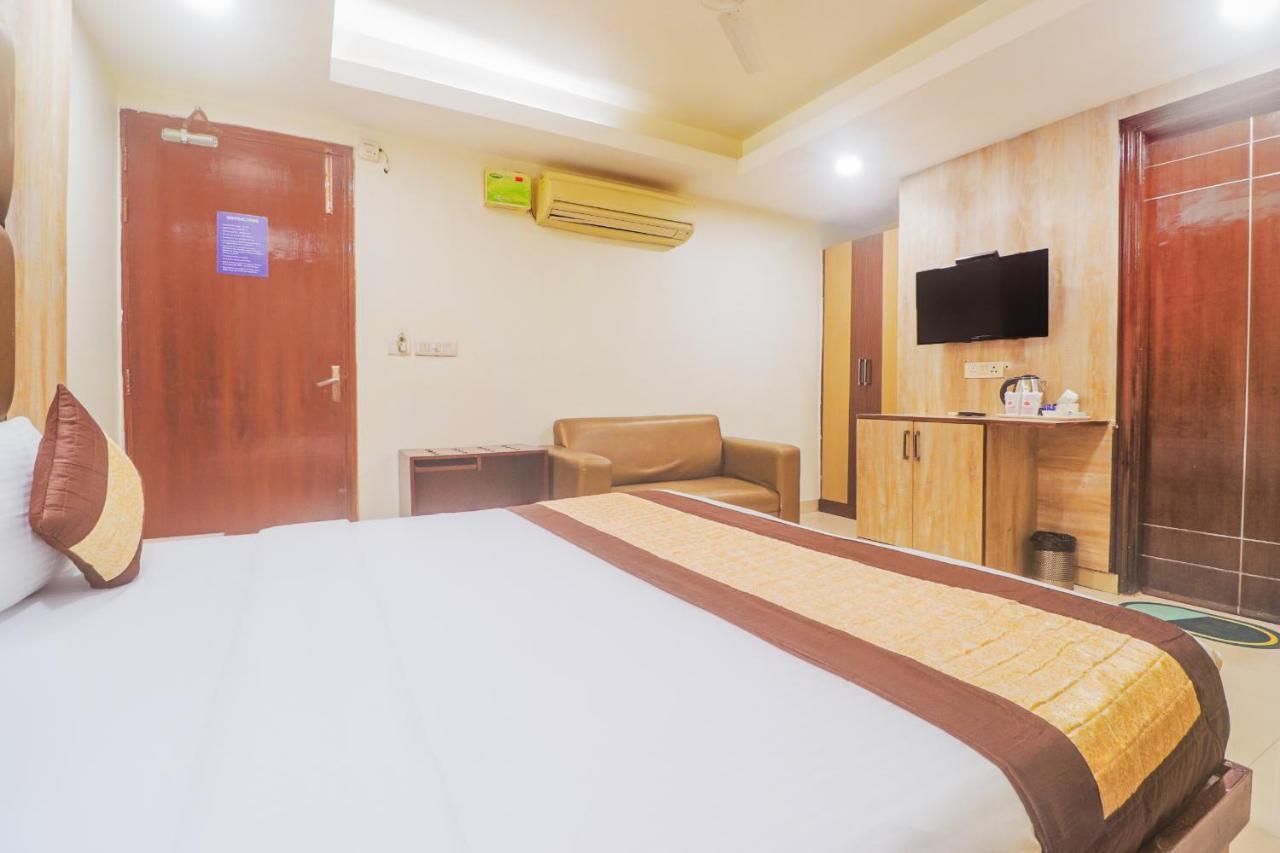 Hotel Sizzling Starr Neu-Delhi Exterior foto
